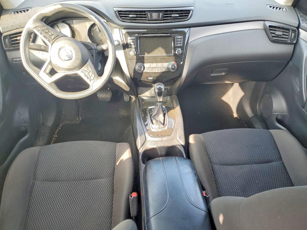 2021 Nissan Rogue Sport S - zdjęcie 8