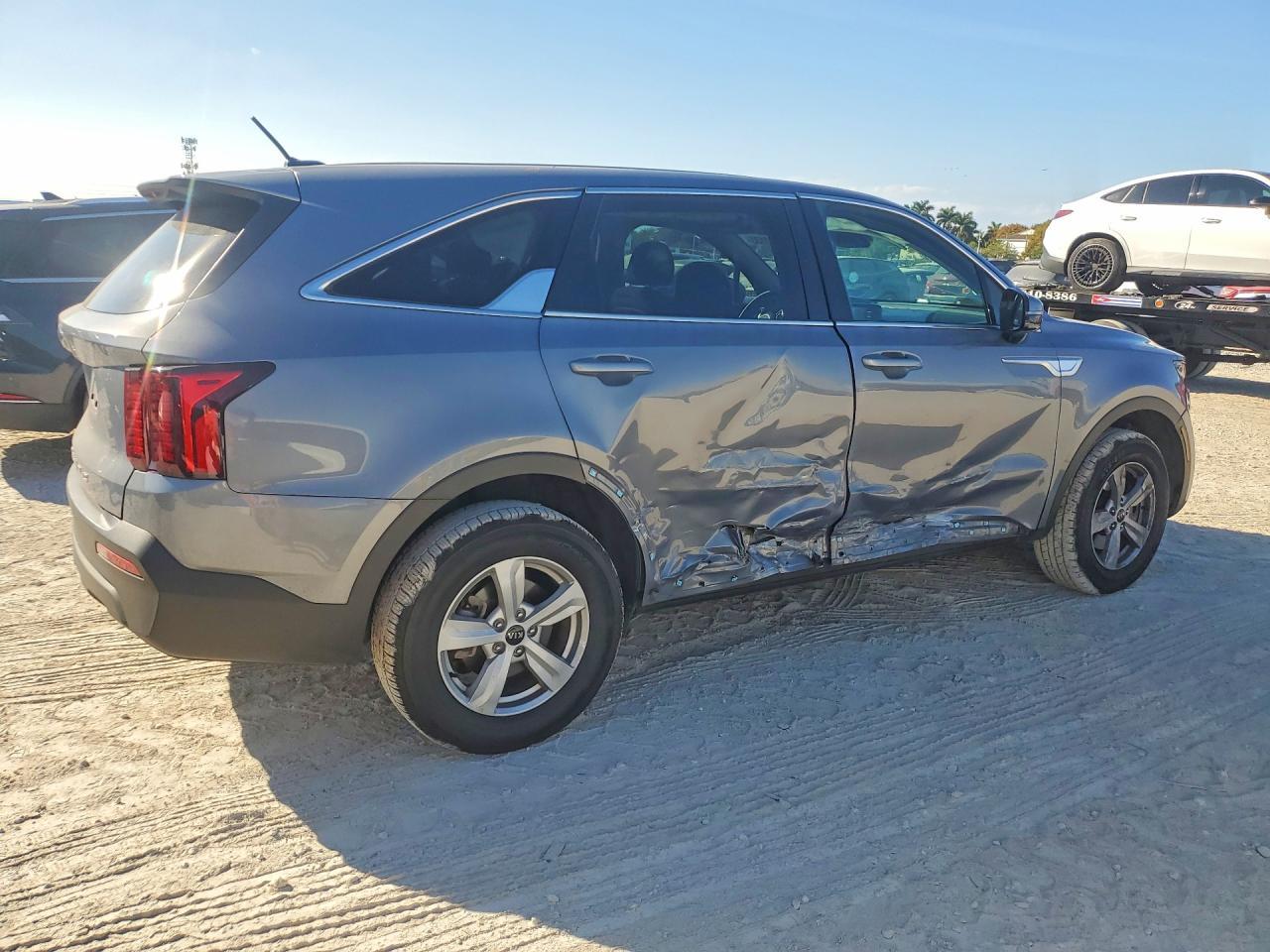 2021 Kia Sorento Lx - zdjęcie 3