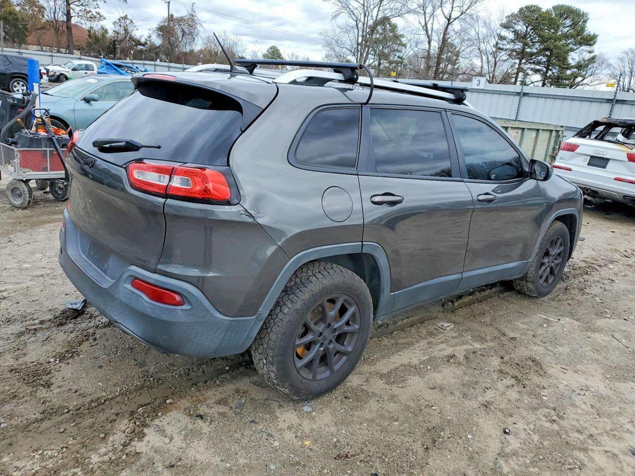 2014 Jeep Cherokee Latitude - zdjęcie 3
