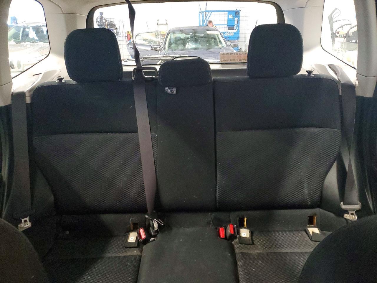 2014 Subaru Forester 2.5I - zdjęcie 10