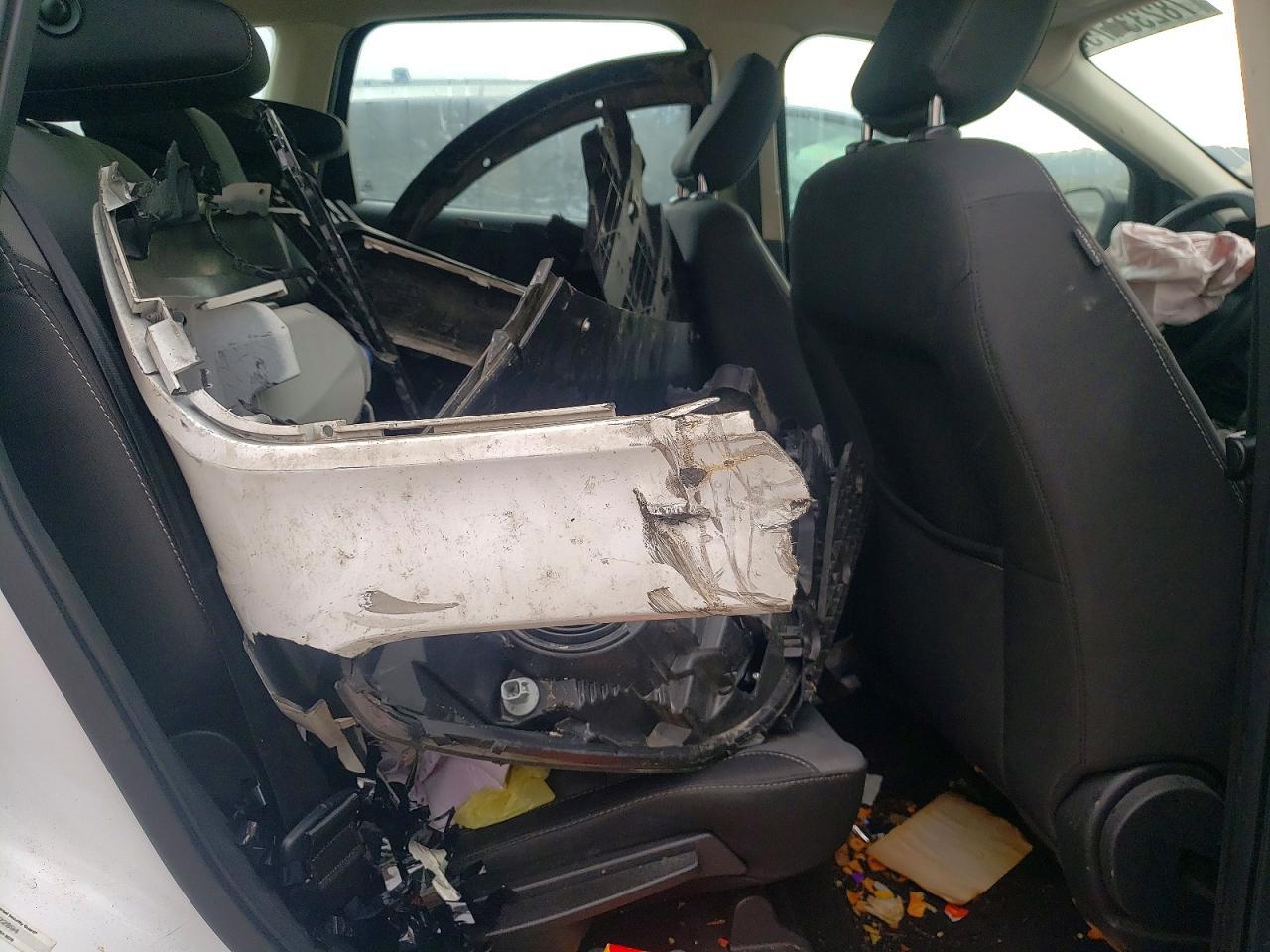 2018 Ford Escape S - zdjęcie 11