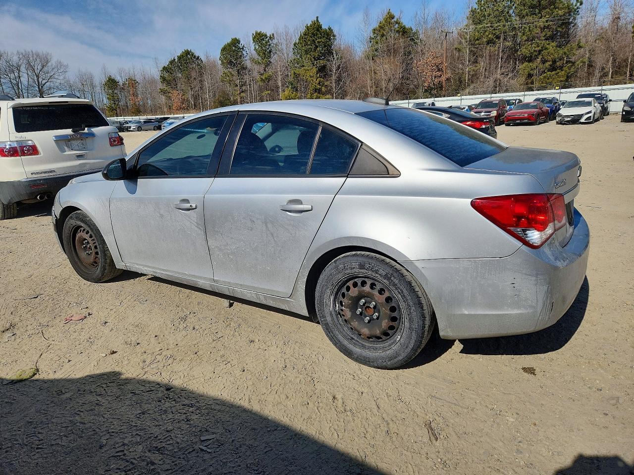 2016 Chevrolet Cruze Limited Ls - zdjęcie 2