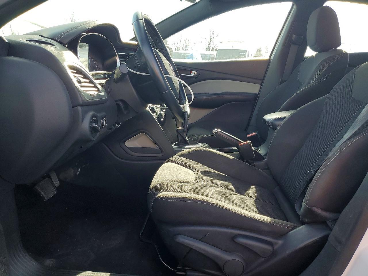 2015 Dodge Dart Sxt - zdjęcie 7