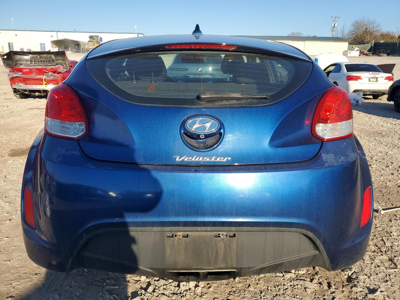 2016 Hyundai Veloster - zdjęcie 6