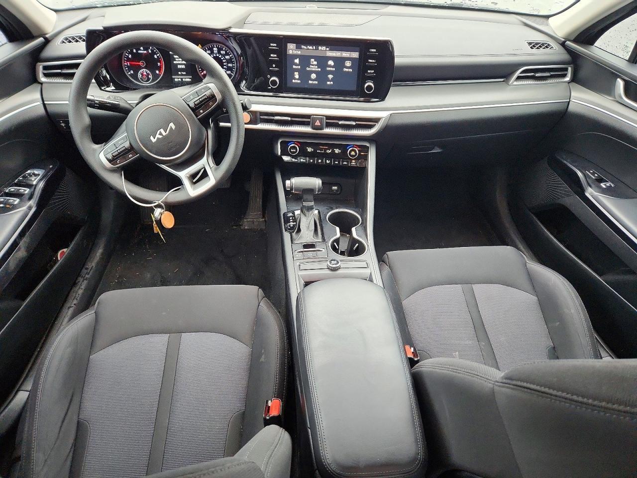 2022 Kia K5 Lxs - zdjęcie 8