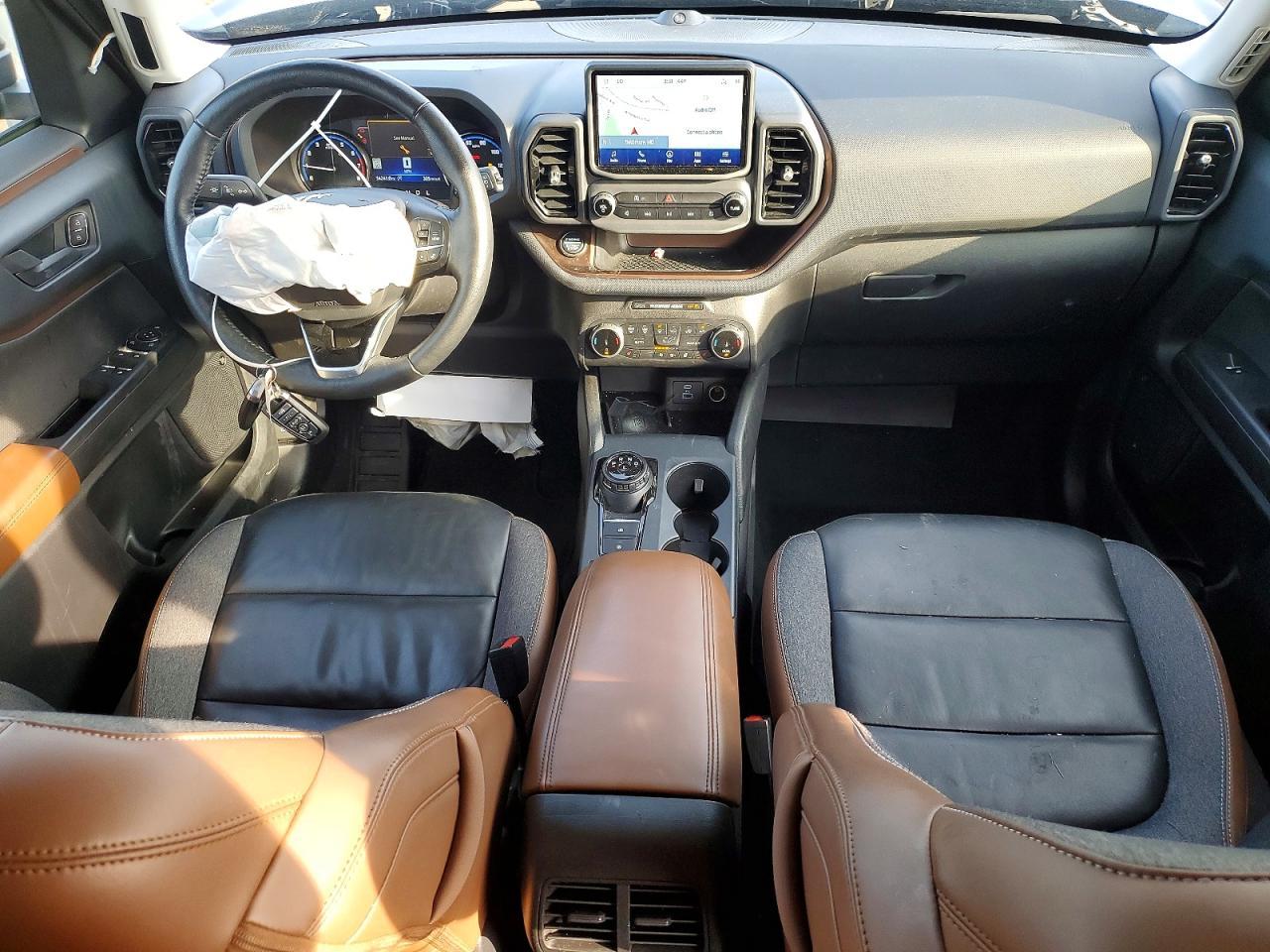 2022 Ford Bronco Sport Outer Banks - zdjęcie 8