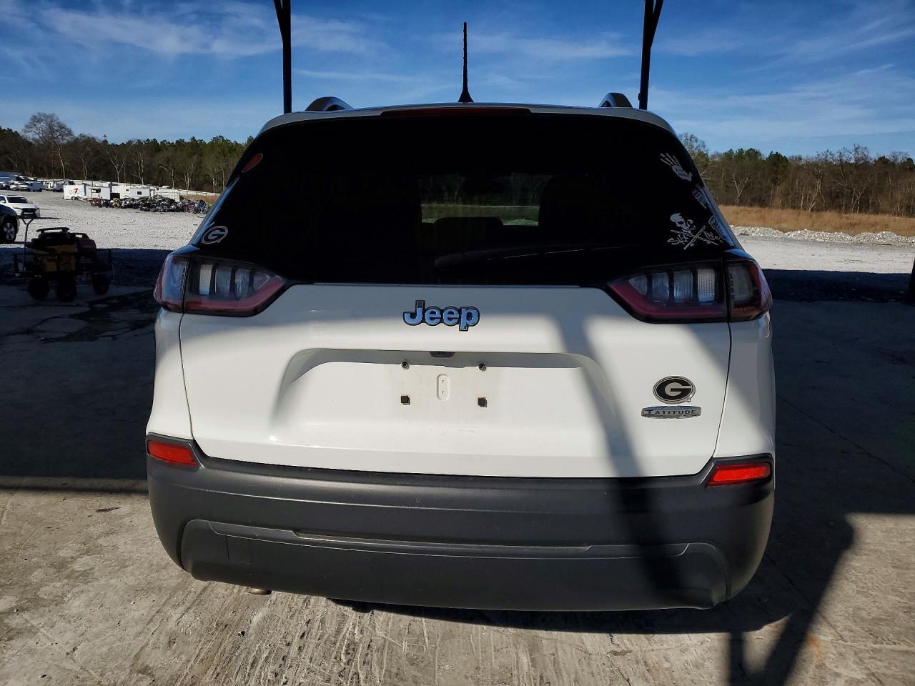 2020 Jeep Cherokee Latitude - zdjęcie 6