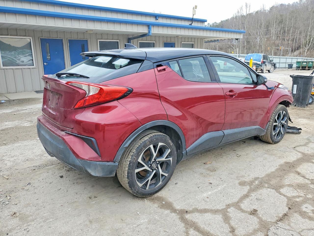 2019 Toyota C-Hr Xle - zdjęcie 3