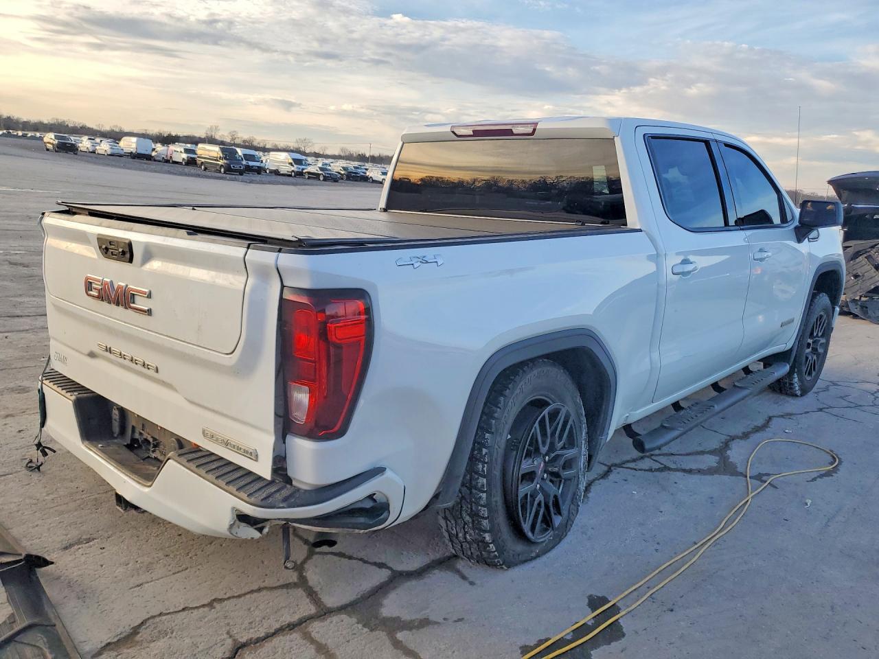 2022 GMC Sierra K1500 Elevation-L - zdjęcie 3