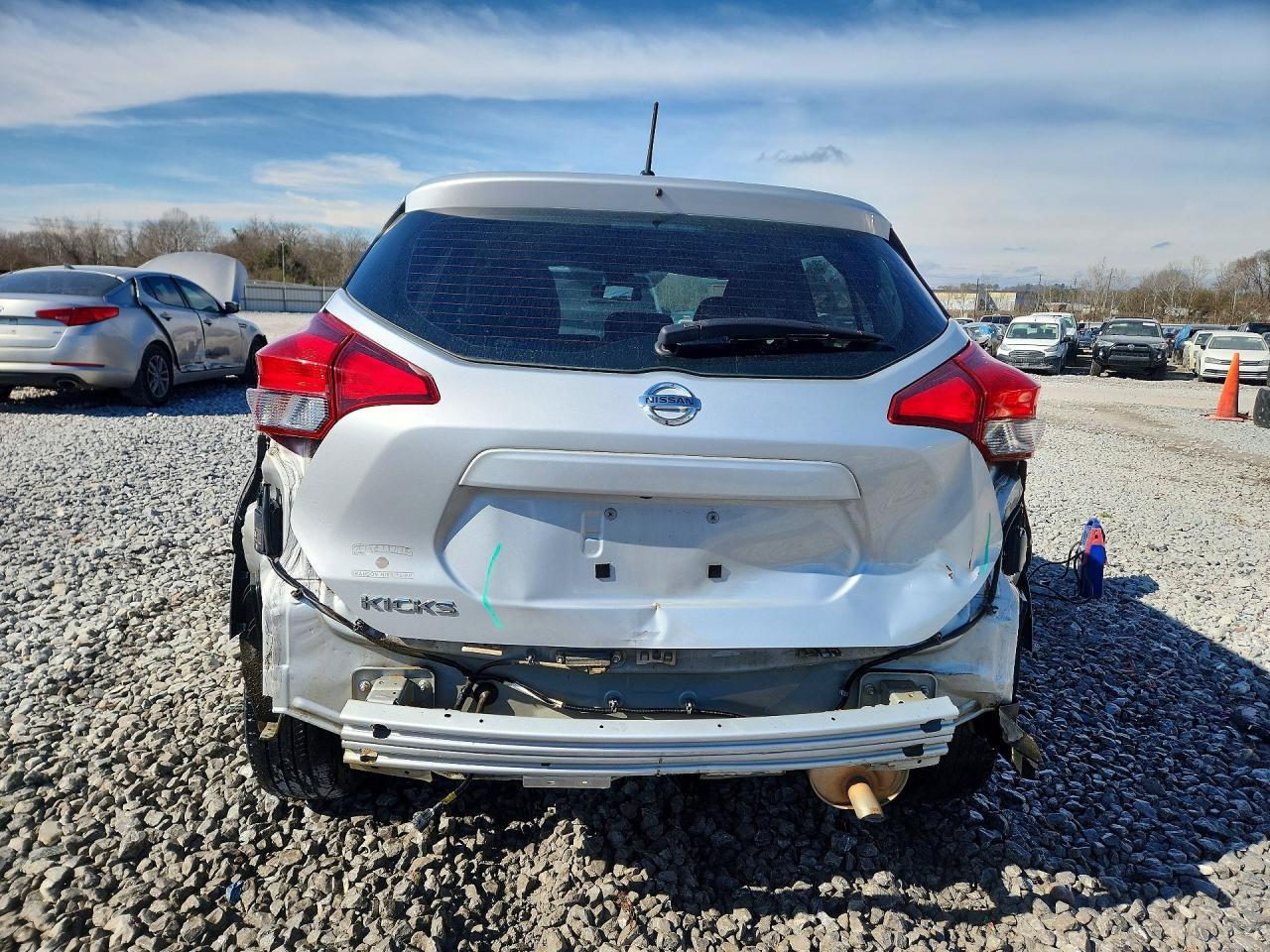 2020 Nissan Kicks S - zdjęcie 6