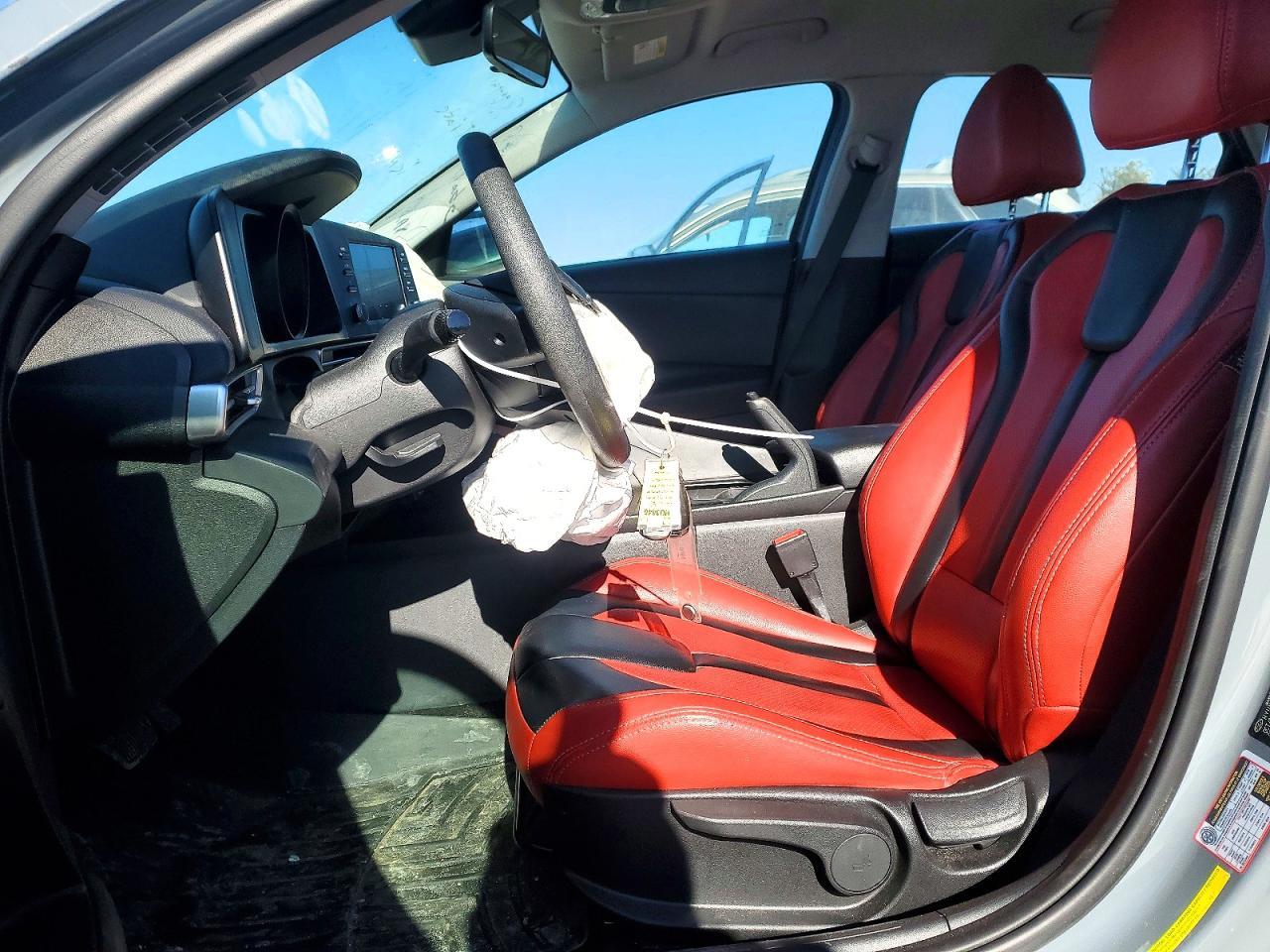 2021 Hyundai Elantra Sel - zdjęcie 7