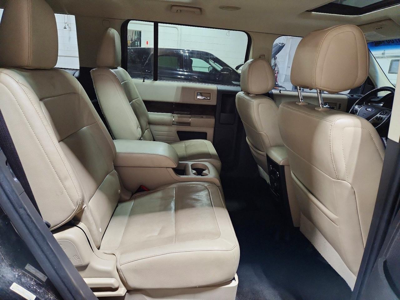 2013 Ford Flex Limited - zdjęcie 11