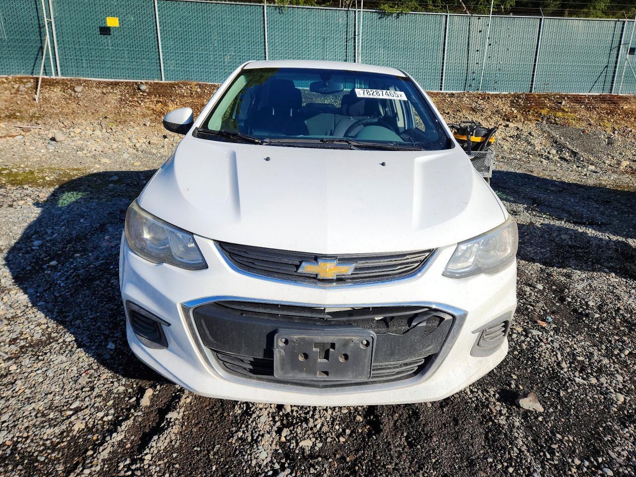 2017 Chevrolet Sonic Lt - zdjęcie 5