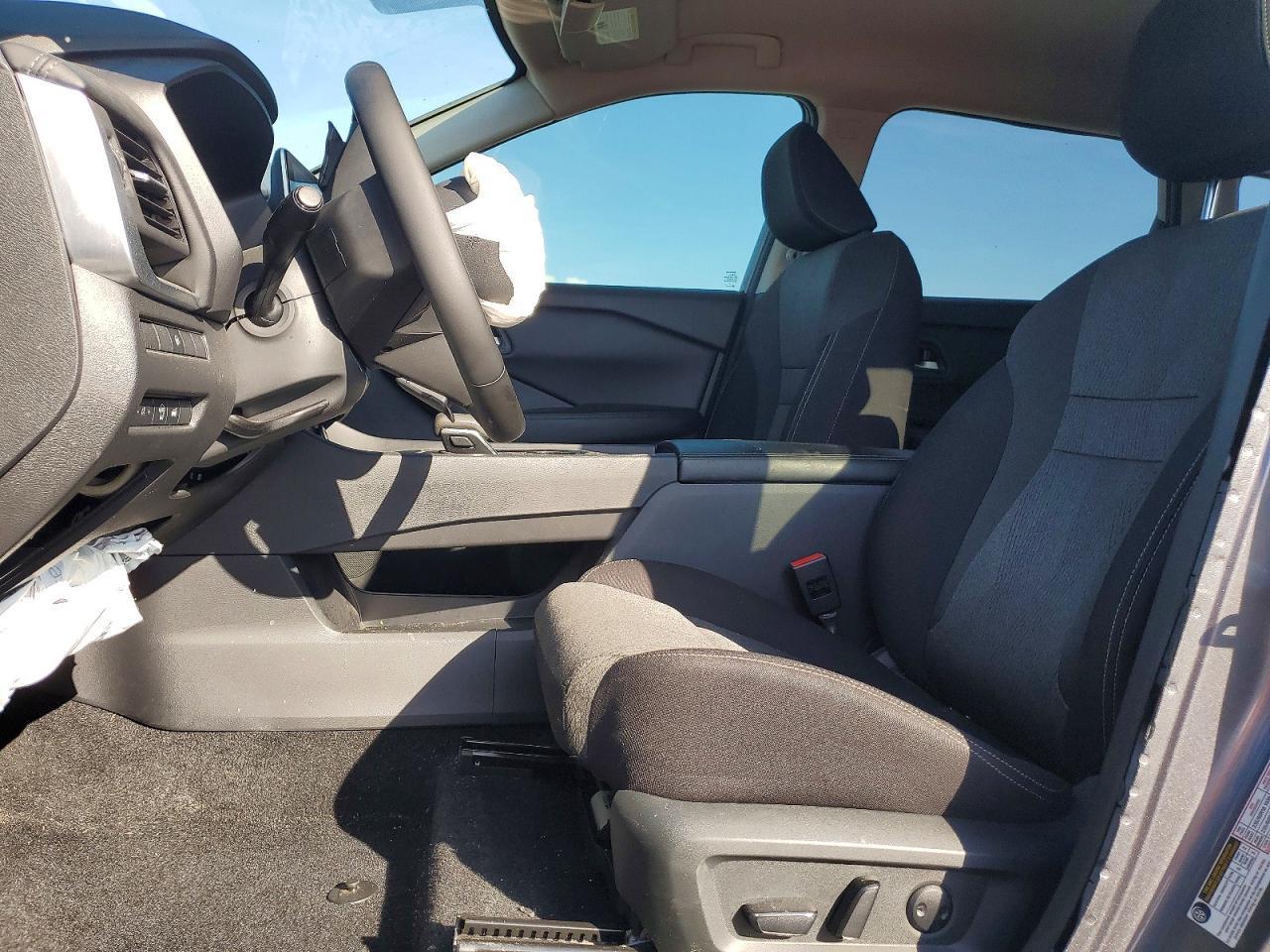 2025 Nissan Rogue Sv - zdjęcie 7