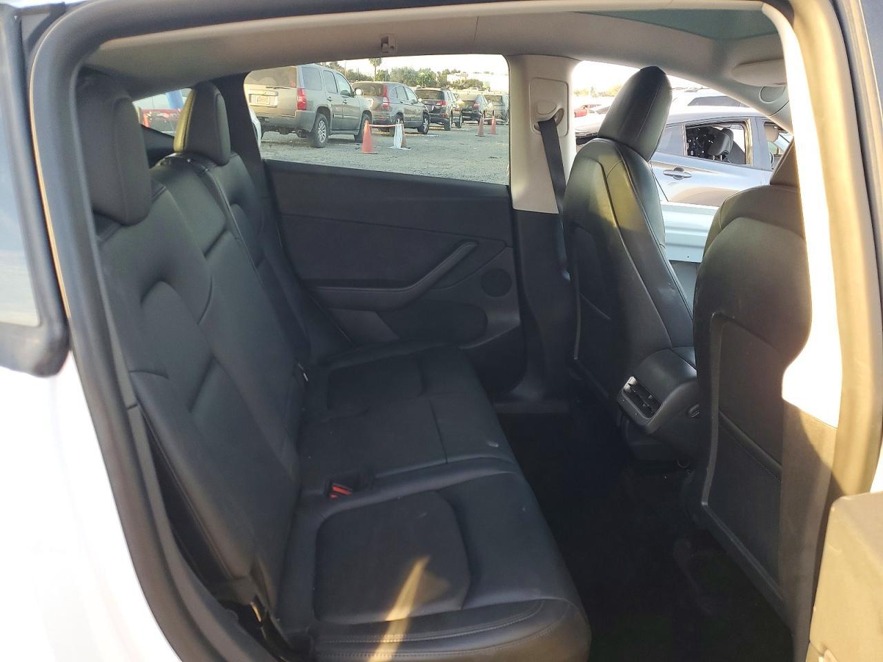 2021 Tesla Model Y - zdjęcie 11