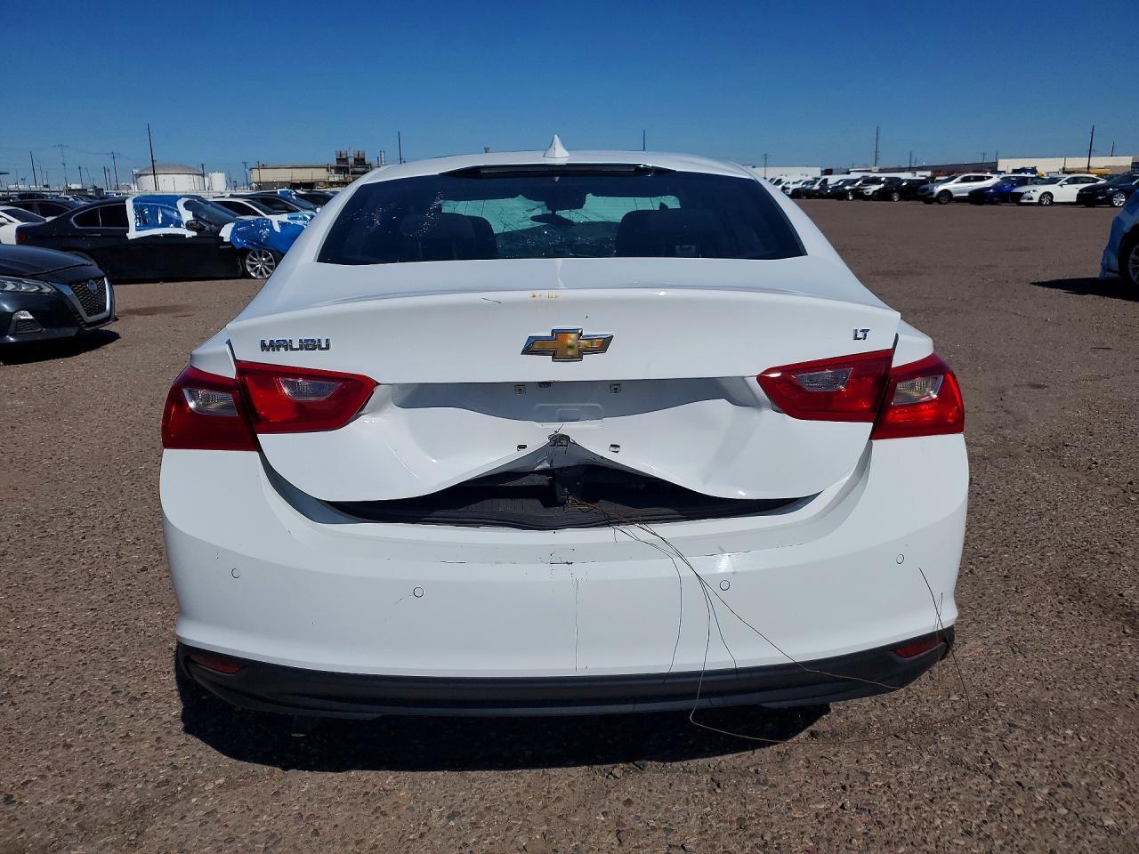 2024 Chevrolet Malibu Lt - zdjęcie 6