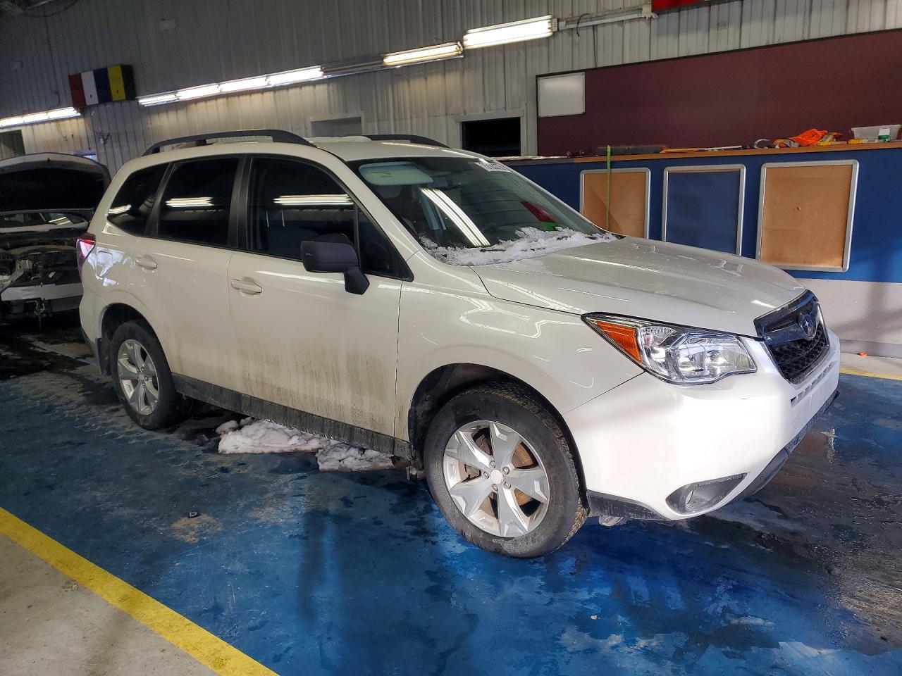2016 Subaru Forester 2.5I - zdjęcie 4