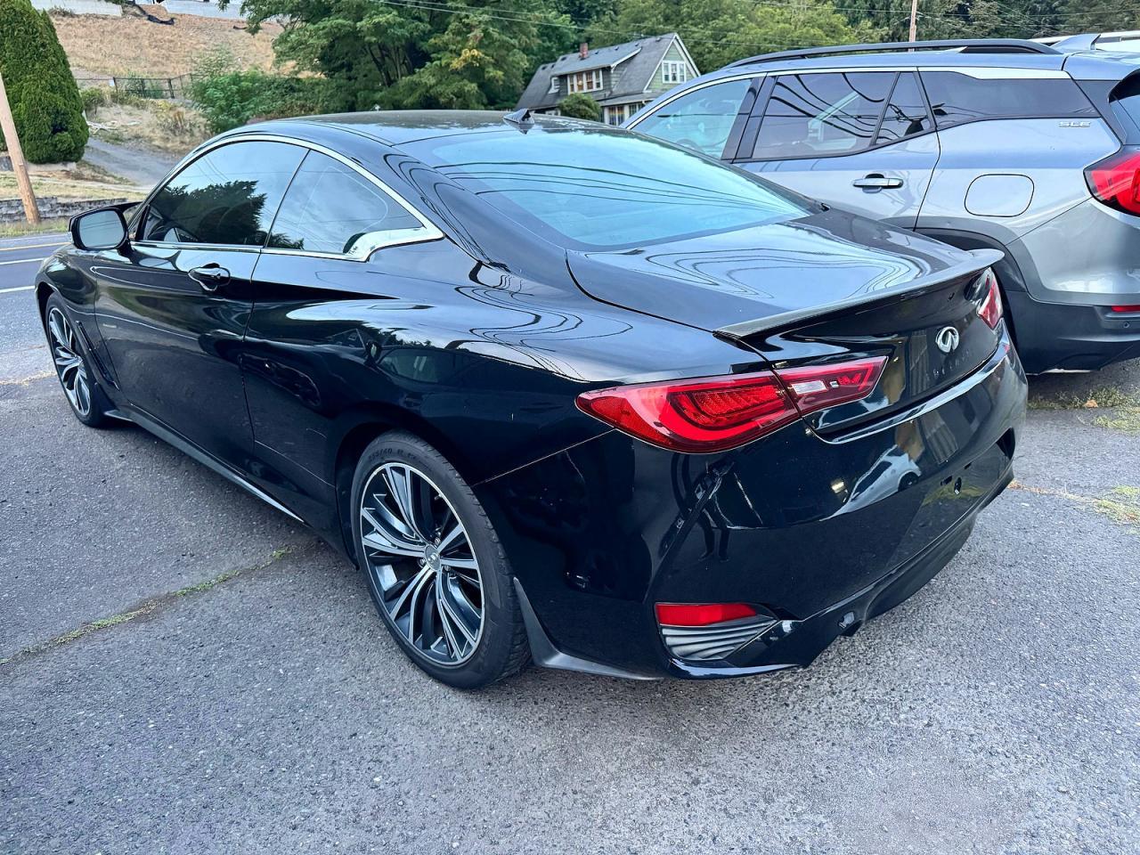 2018 Infiniti Q60 3.0T Luxe - zdjęcie 4