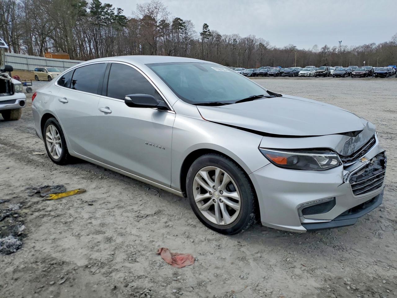 2017 Chevrolet Malibu Lt - zdjęcie 4