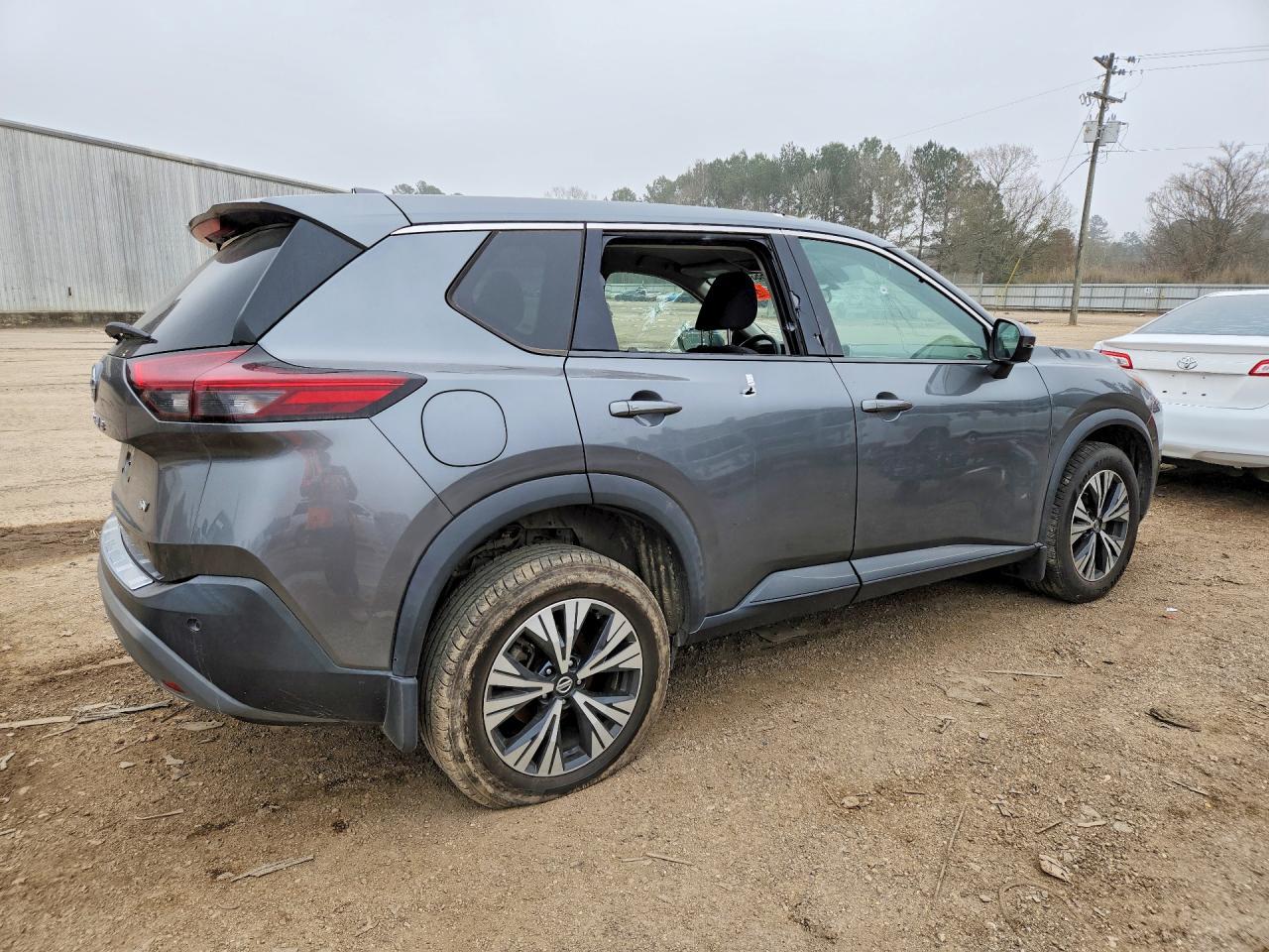 2021 Nissan Rogue Sv - zdjęcie 3
