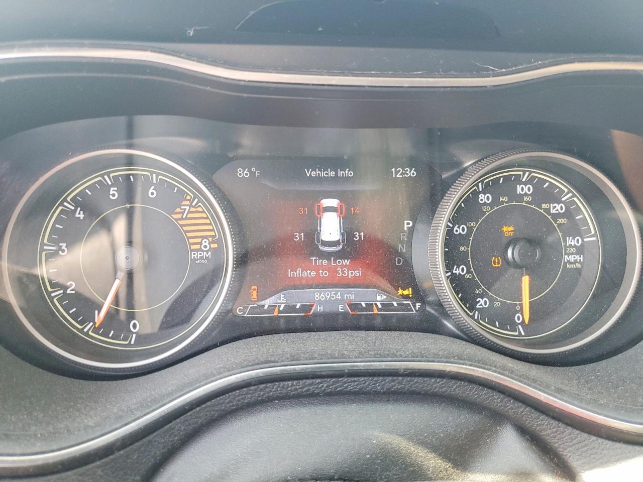 2019 Jeep Cherokee Limited - zdjęcie 9