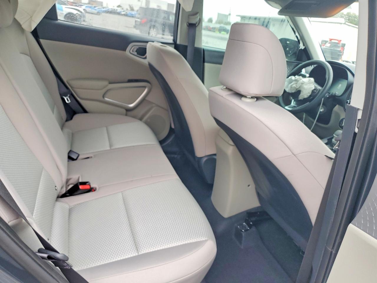 2025 Kia Soul Lx - zdjęcie 11