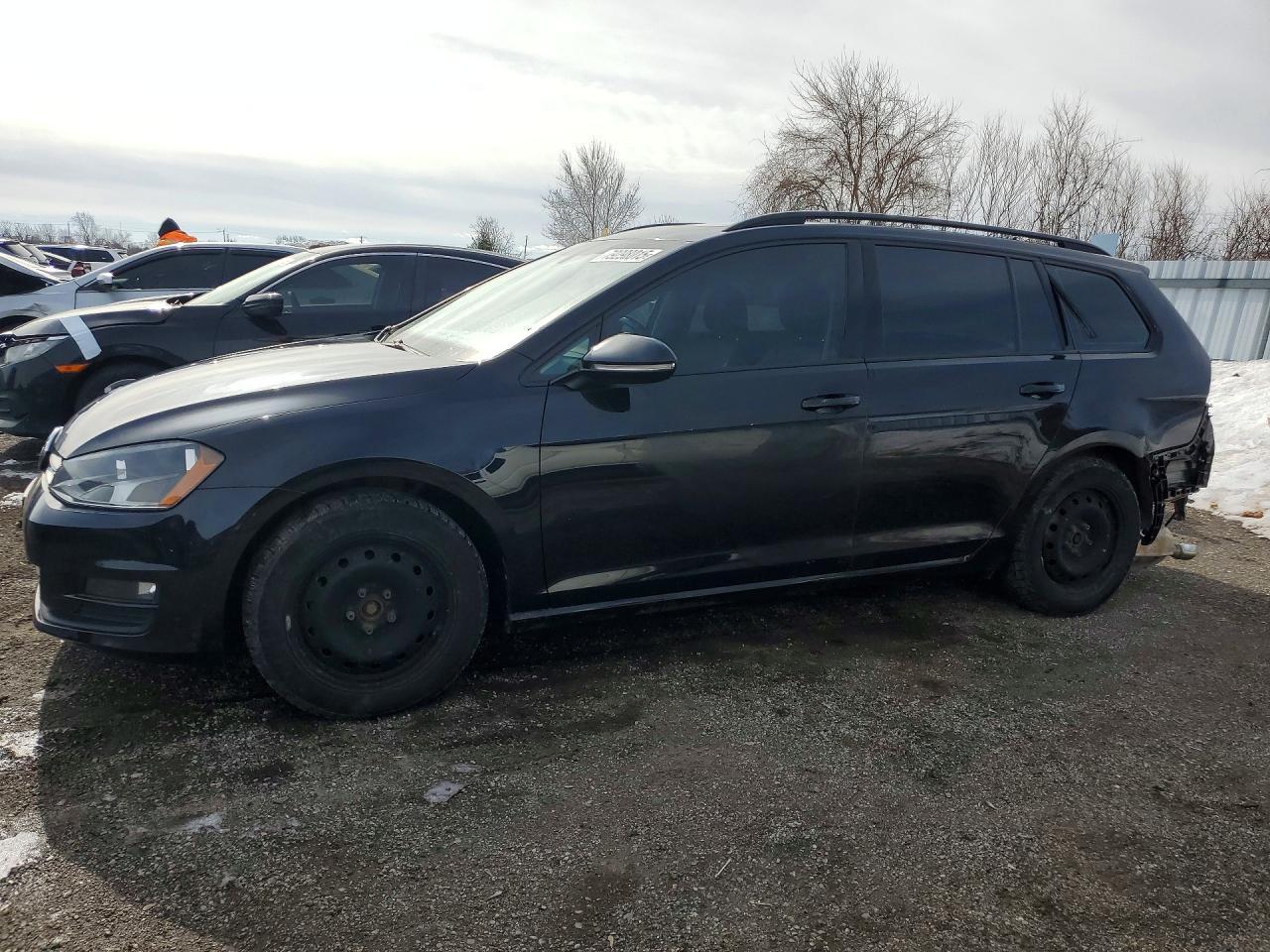 2017 Volkswagen Golf Sportwagen S - zdjęcie główne