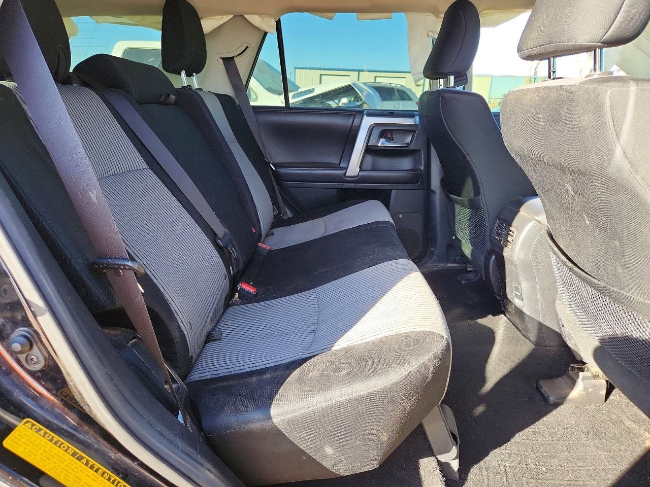2017 Toyota 4Runner Sr5 - zdjęcie 11