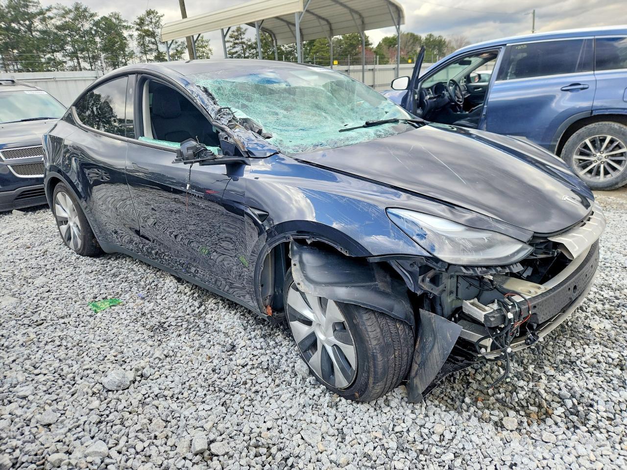 2024 Tesla Model Y - zdjęcie 4