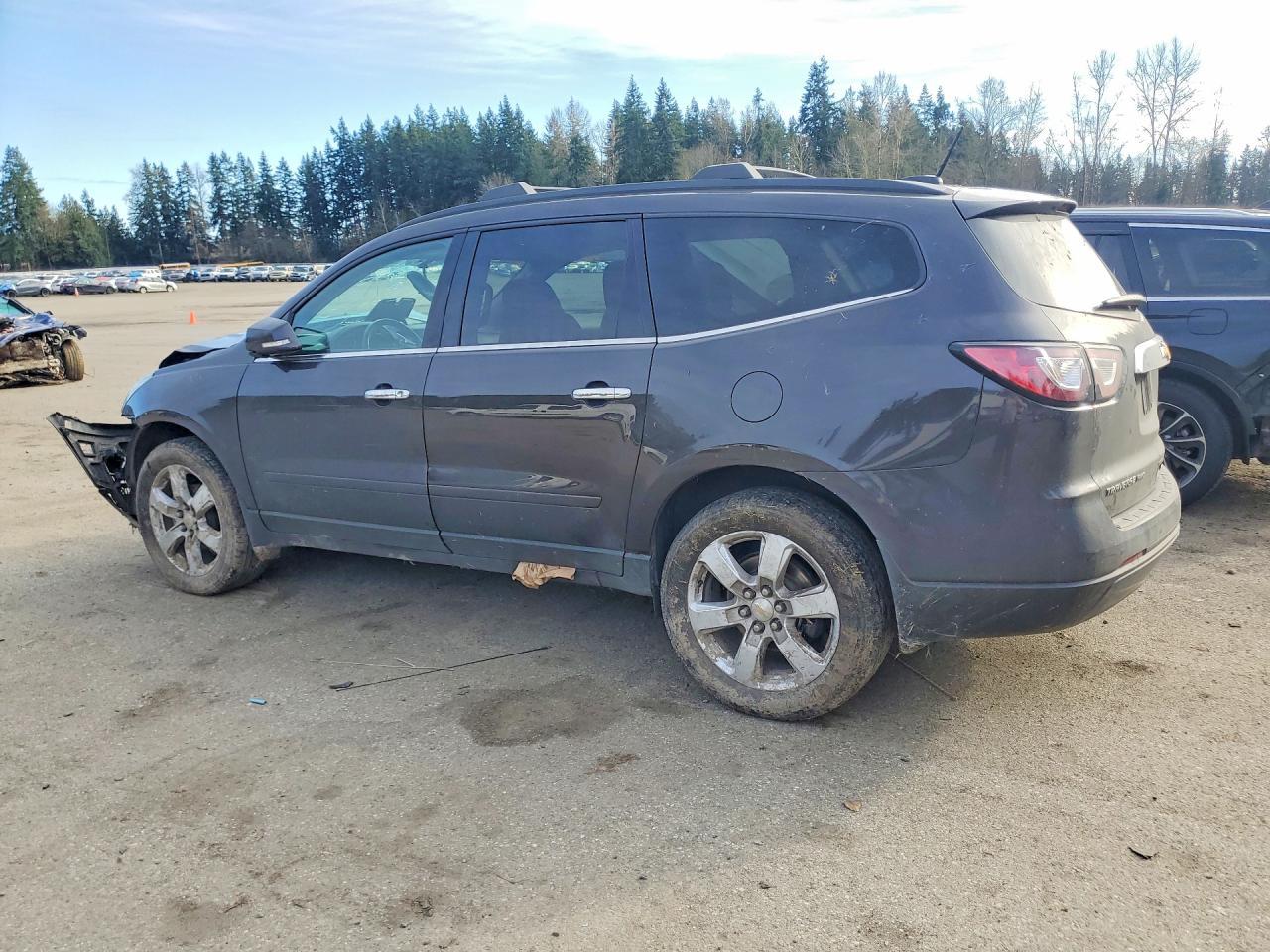2017 Chevrolet Traverse Lt - zdjęcie 2