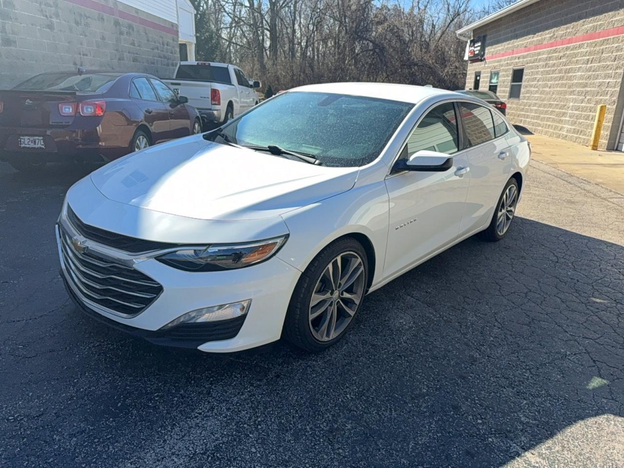2021 Chevrolet Malibu Lt - zdjęcie 2