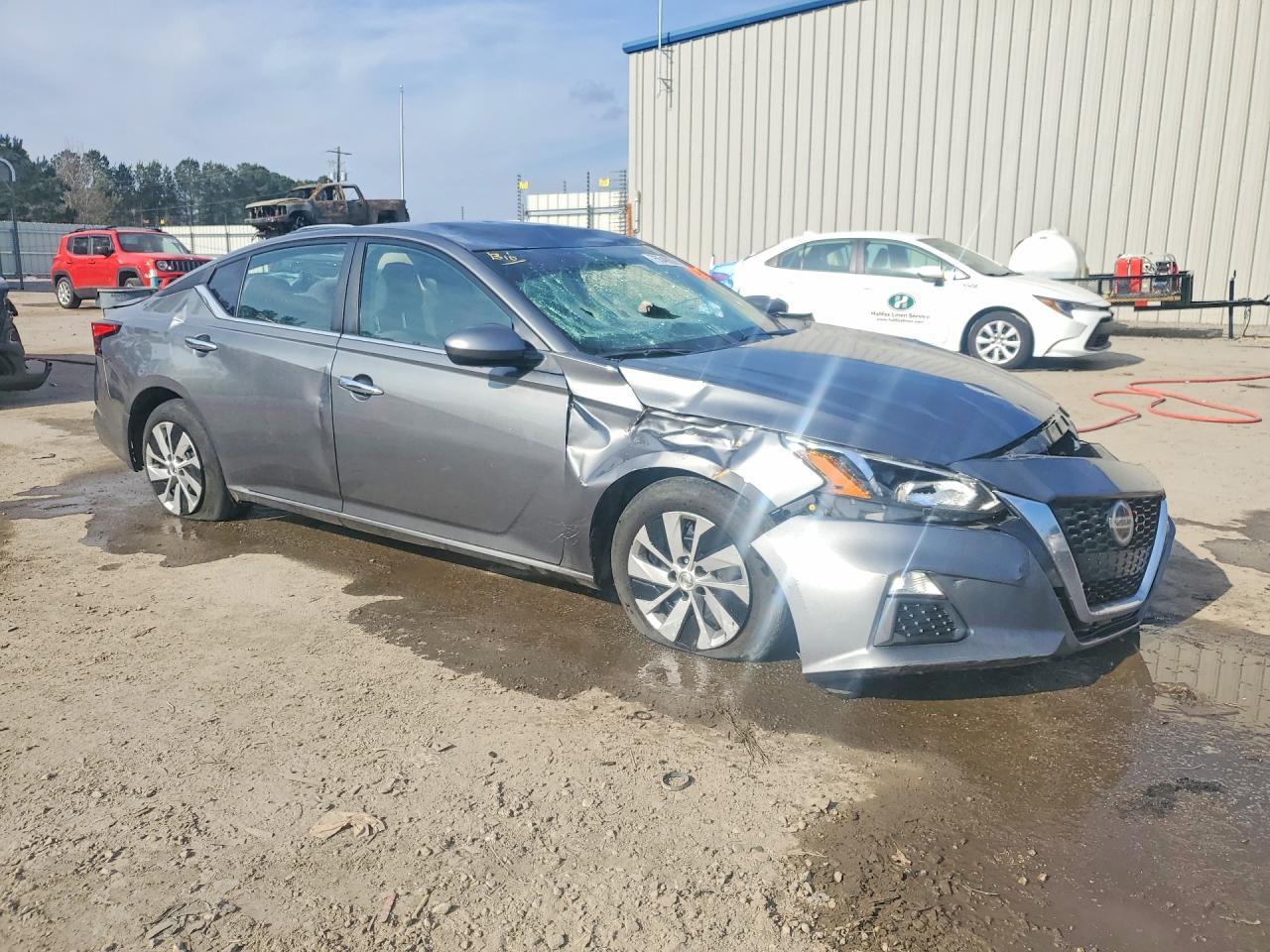 2020 Nissan Altima S - zdjęcie 4