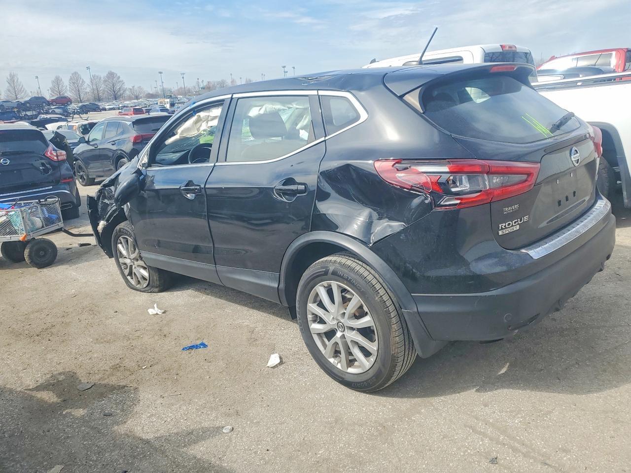 2020 Nissan Rogue Sport S - zdjęcie 2
