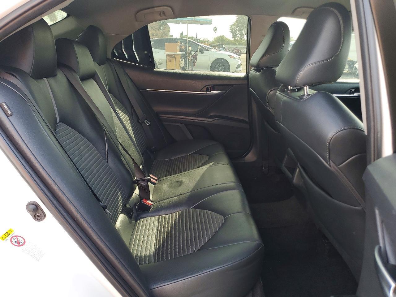 2018 Toyota Camry L - zdjęcie 10