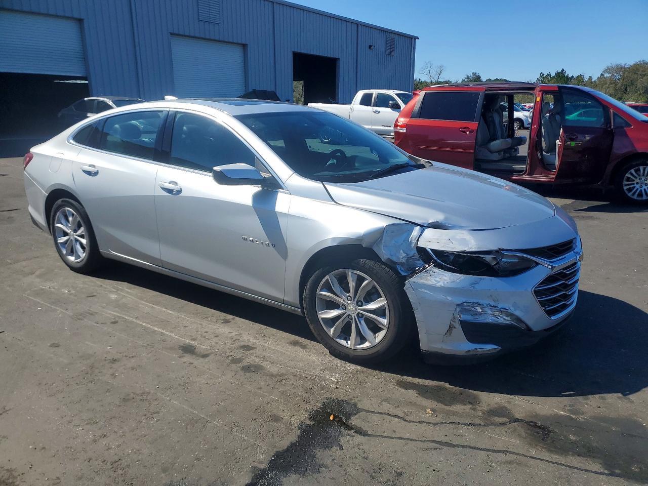 2020 Chevrolet Malibu Lt - zdjęcie 4