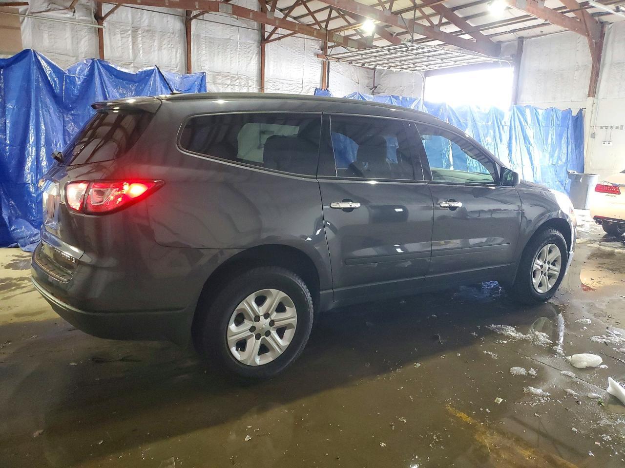 2013 Chevrolet Traverse Ls - zdjęcie 3