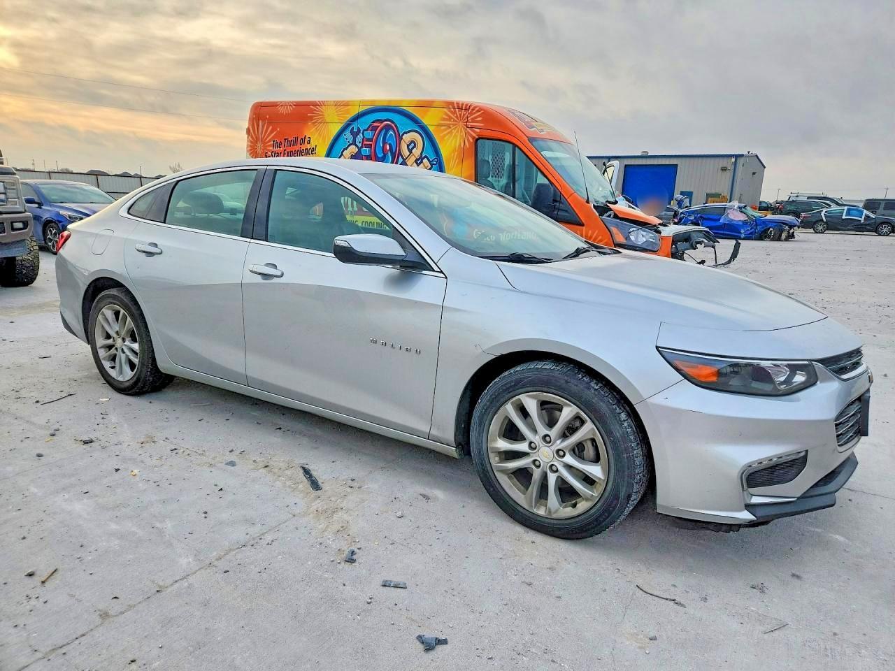 2018 Chevrolet Malibu Lt - zdjęcie 4