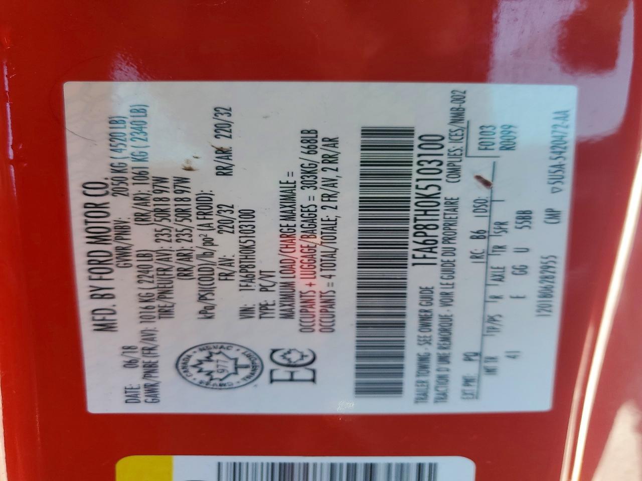 2019 Ford Mustang - zdjęcie 13