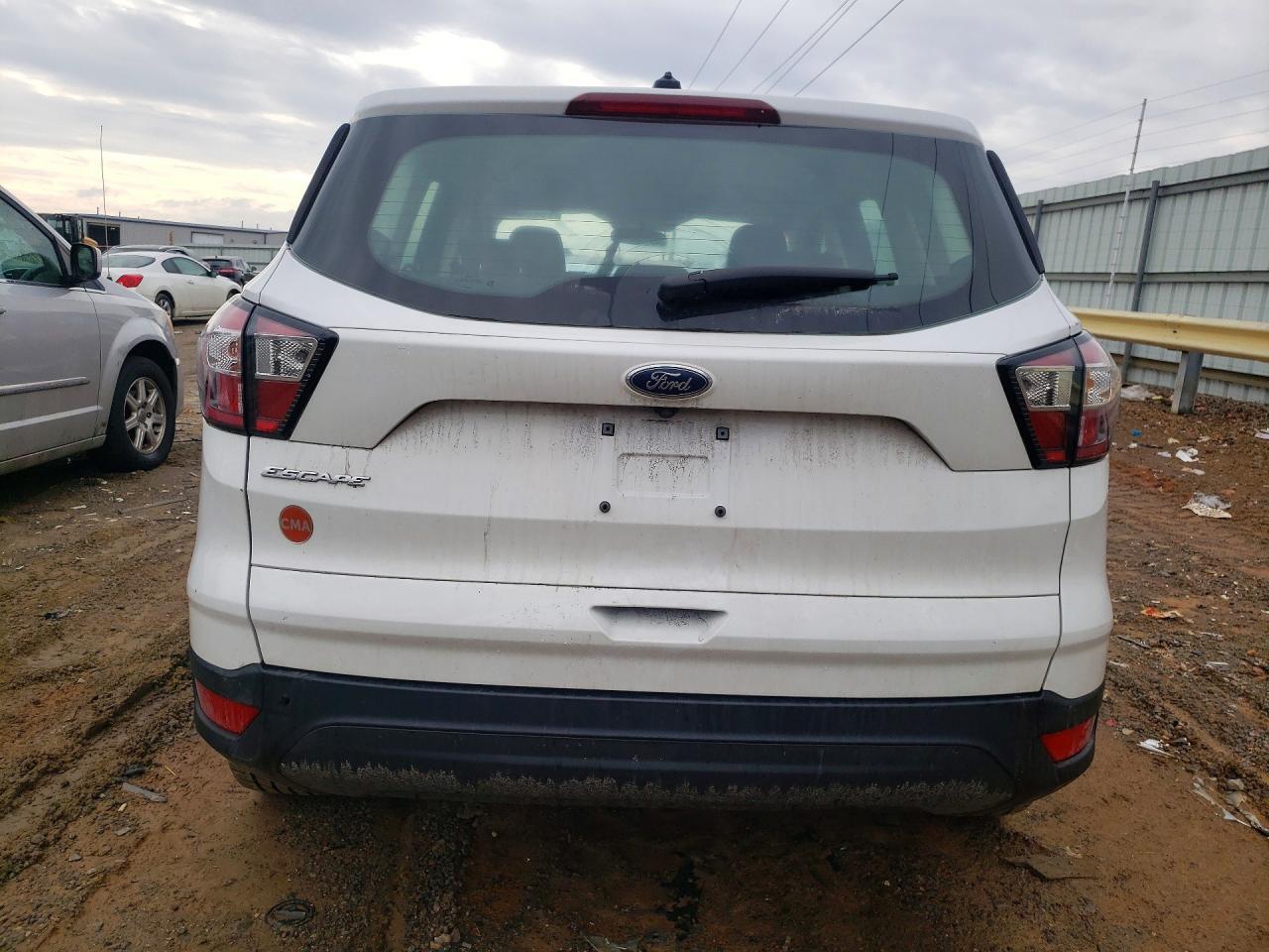 2018 Ford Escape S - zdjęcie 6