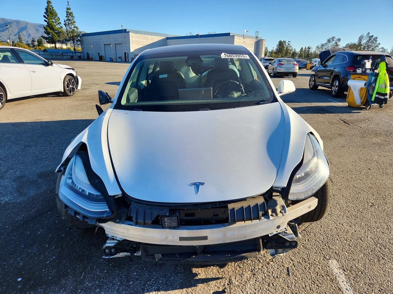 2020 Tesla Model 3 - zdjęcie 5