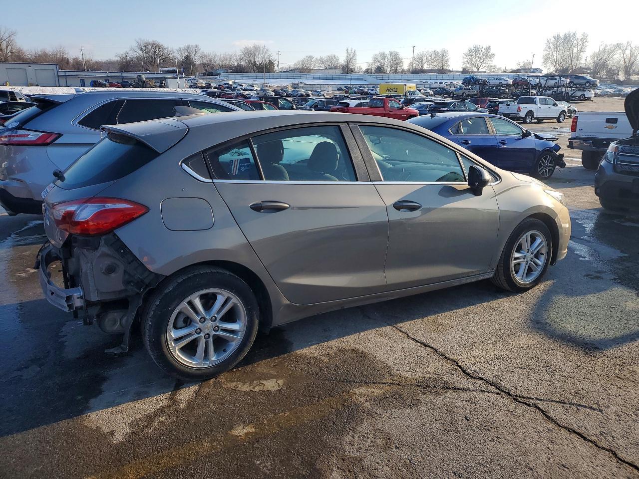 2017 Chevrolet Cruze Lt - zdjęcie 3