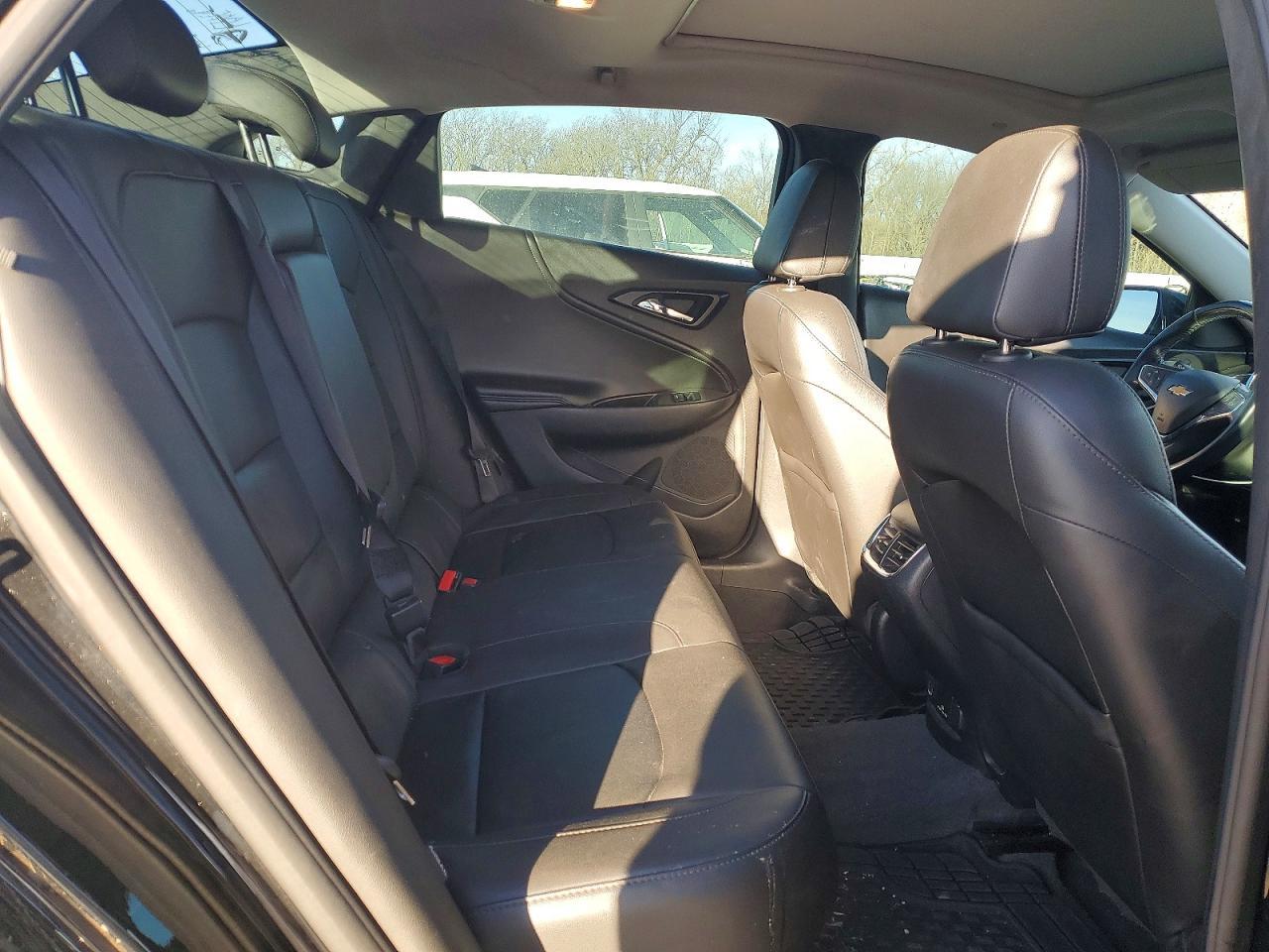 2018 Chevrolet Malibu Lt - zdjęcie 10