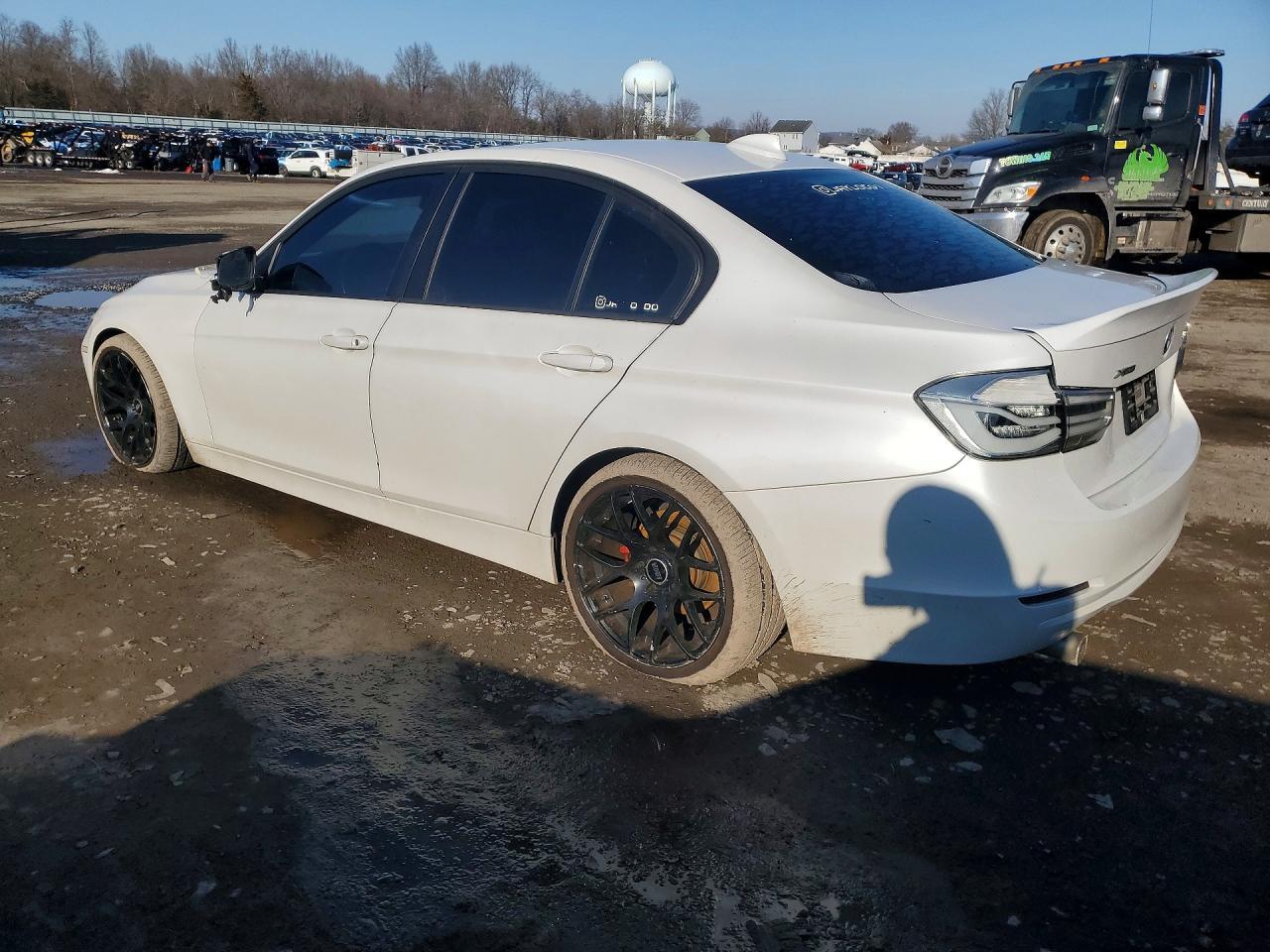 2014 BMW 320 I xDrive - zdjęcie 2