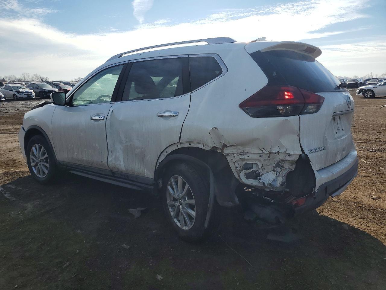 2020 Nissan Rogue Sv - zdjęcie 2