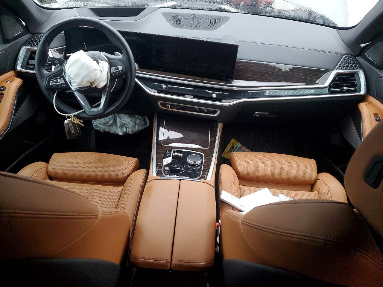 2025 BMW X5 xDrive40I - zdjęcie 8