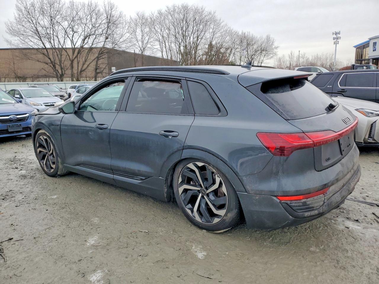 2024 Audi Q8 E-Tron Premium Plus - zdjęcie 2