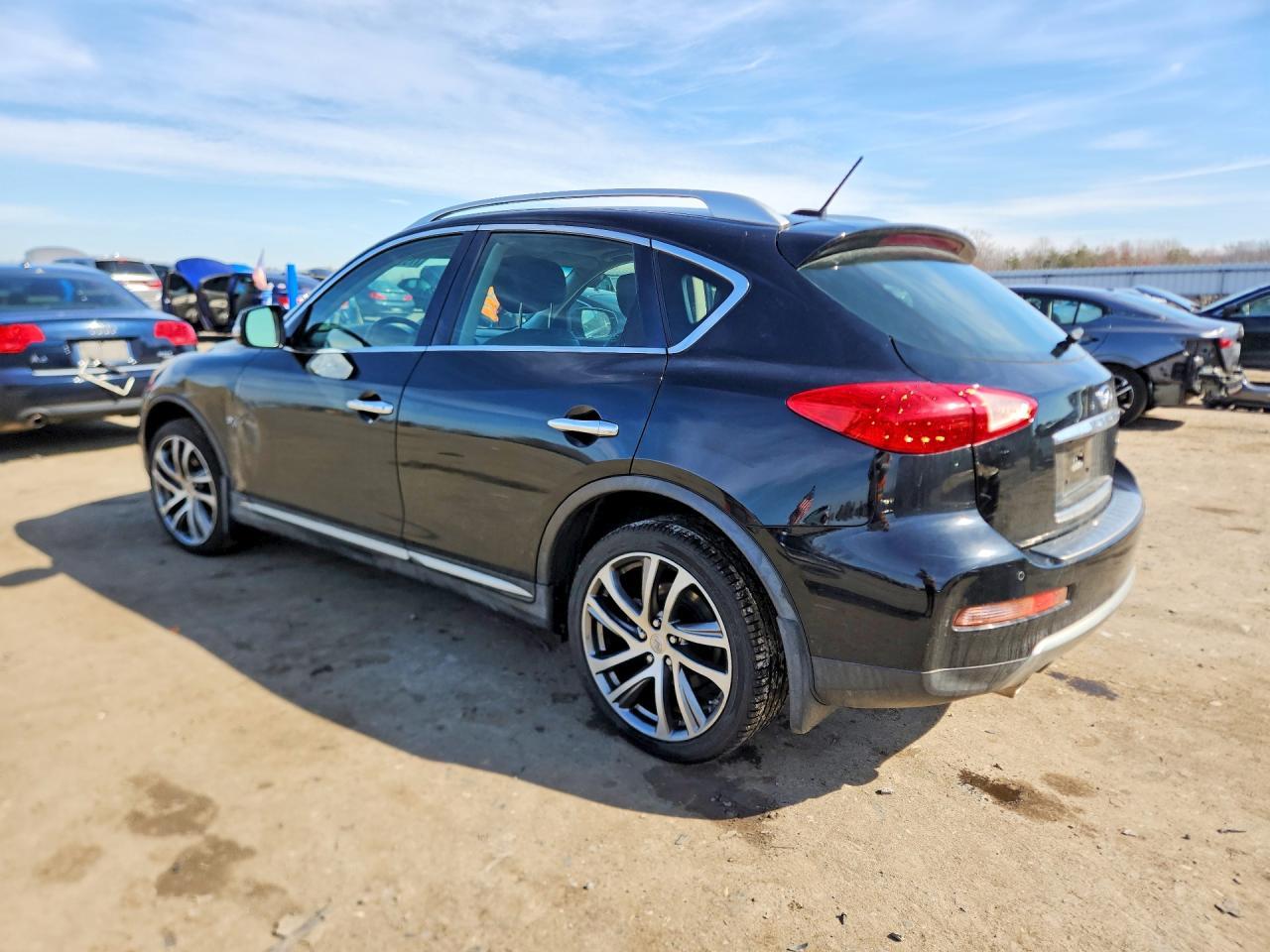 2017 Infiniti Qx50 - zdjęcie 2