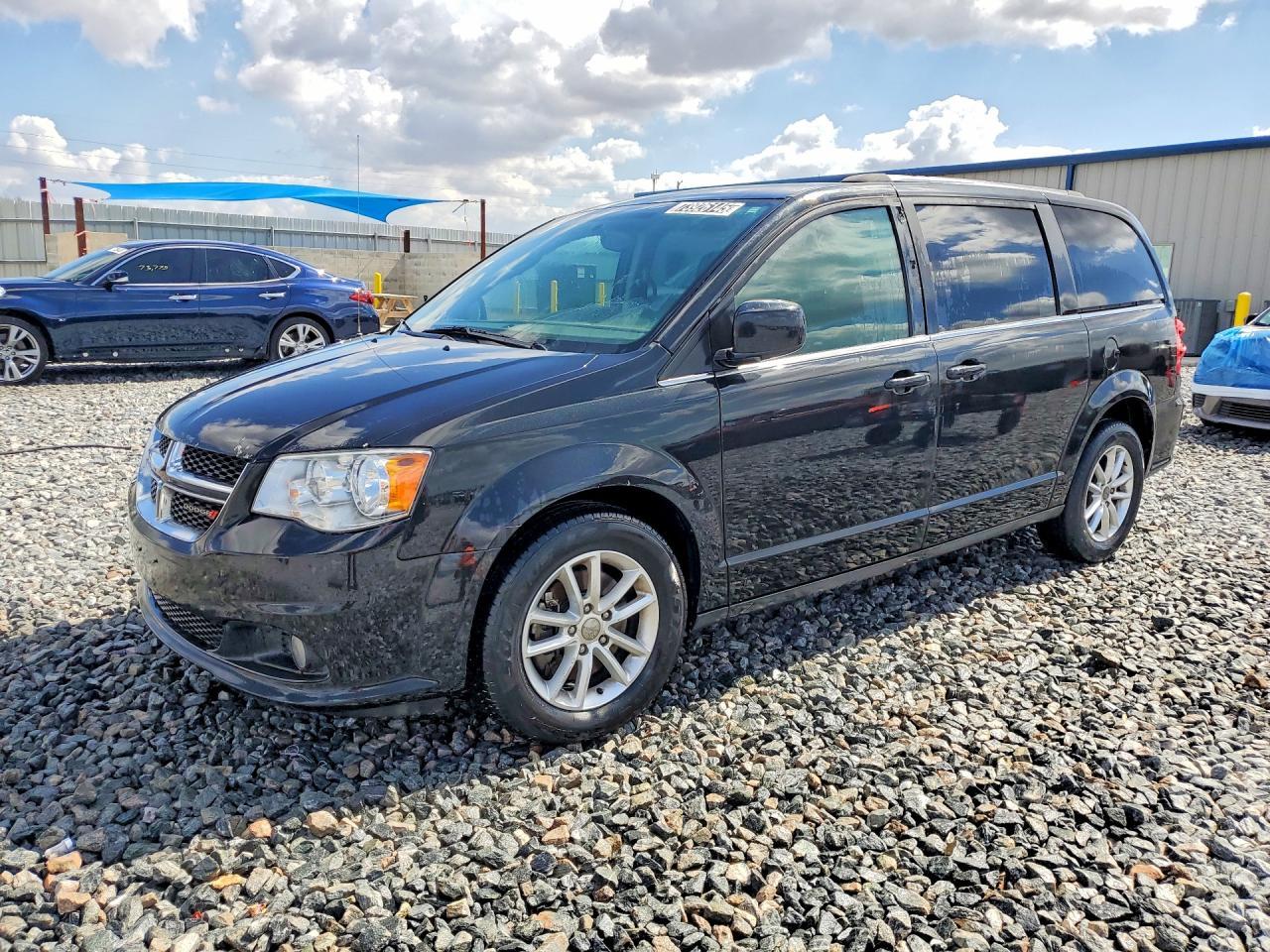 2018 Dodge Grand Caravan Sxt - zdjęcie główne