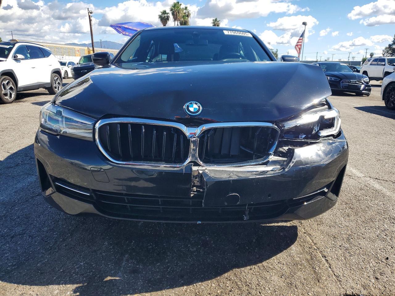 2022 BMW 530E - zdjęcie 5