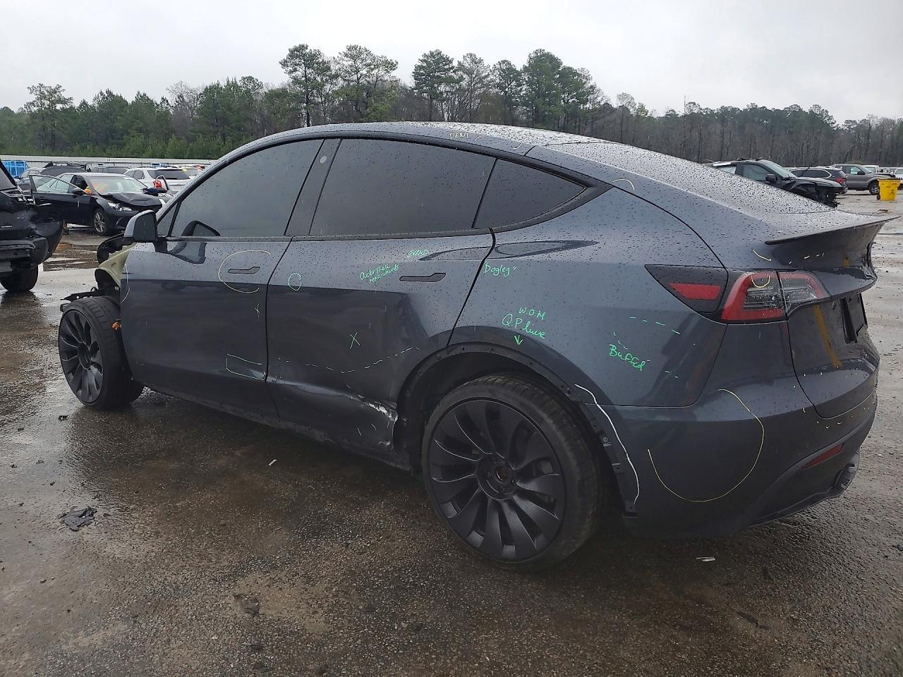 2022 Tesla Model Y - zdjęcie 2